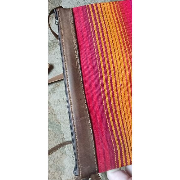 Multicolored Tapestry/ Leather Cross Body Pockets Guatemala Purse - Picture 9 of 9